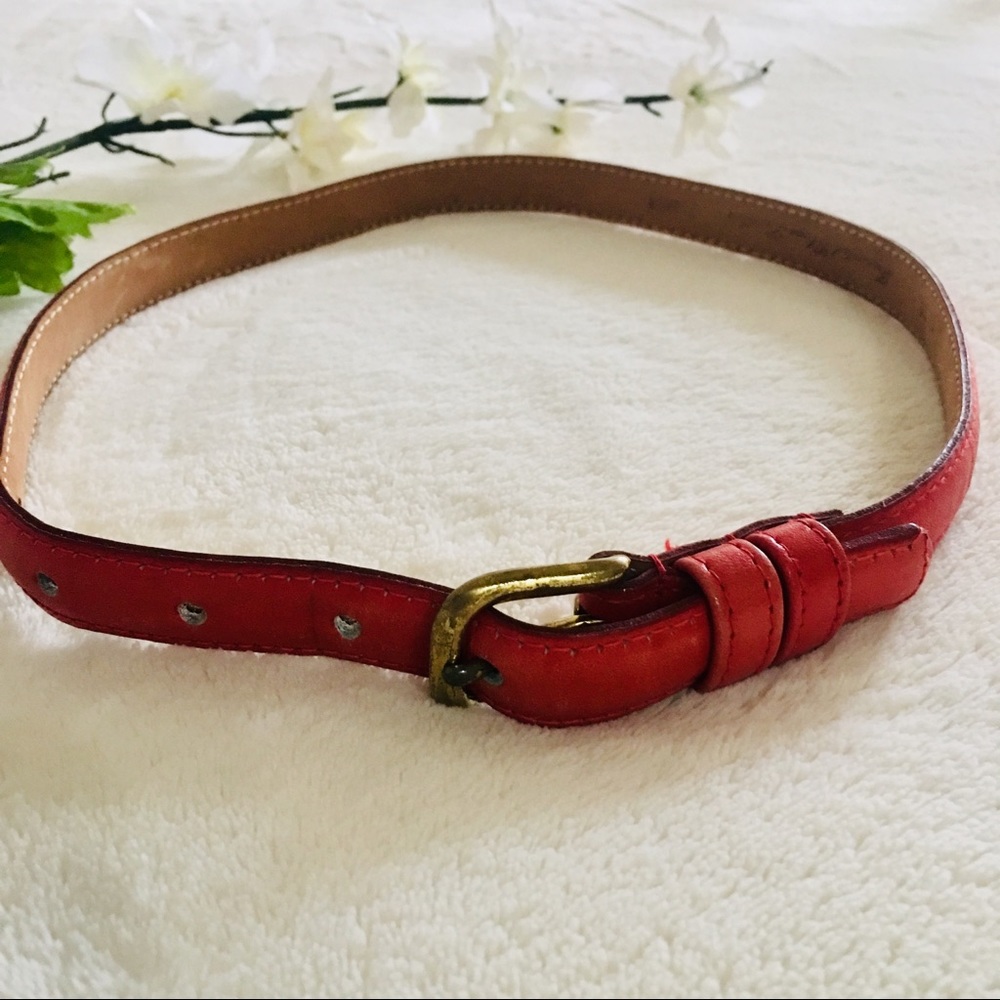 $4 W/ BUNDLE Coral Small Gold Toned Belt